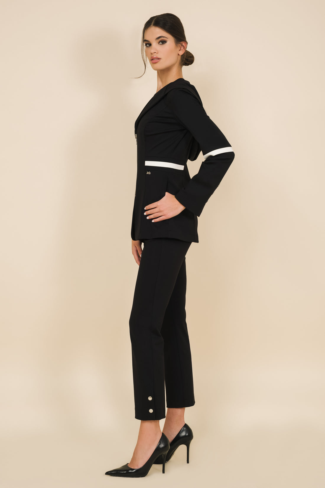 Weing zakó fekete/ekrü