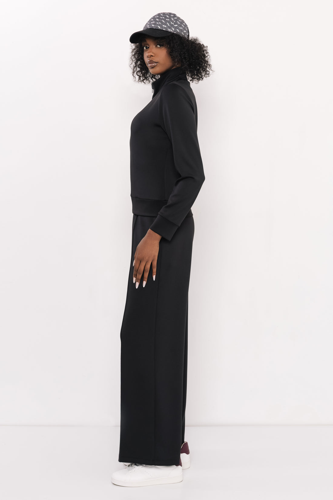 Sedna szabadidő együttes fekete