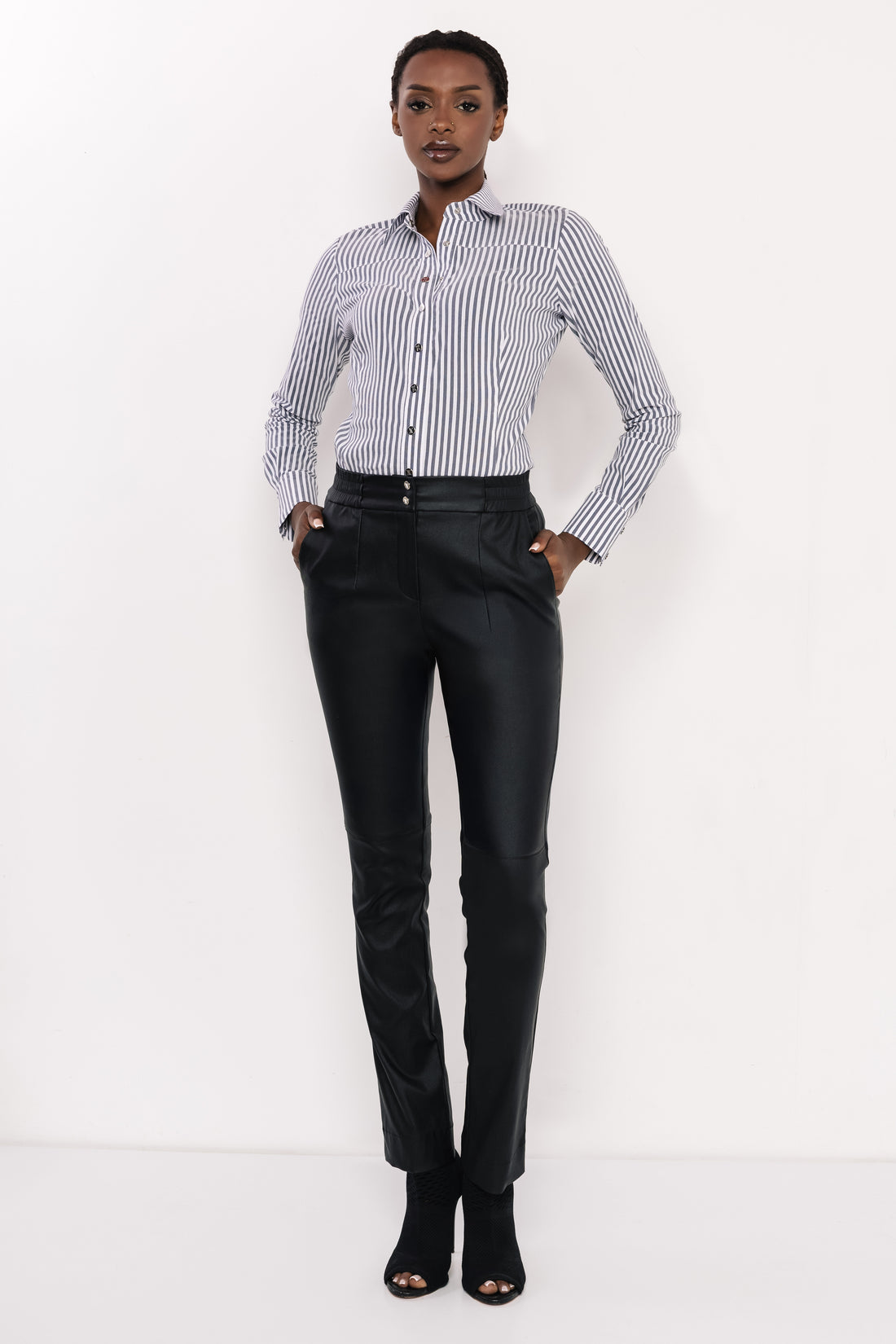 Eskelina body csíkos