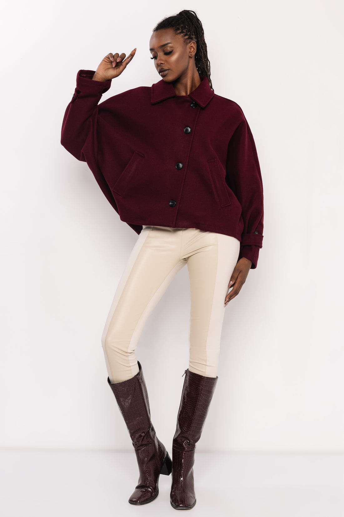 Nikozi szövet bő kiskabát burgundi