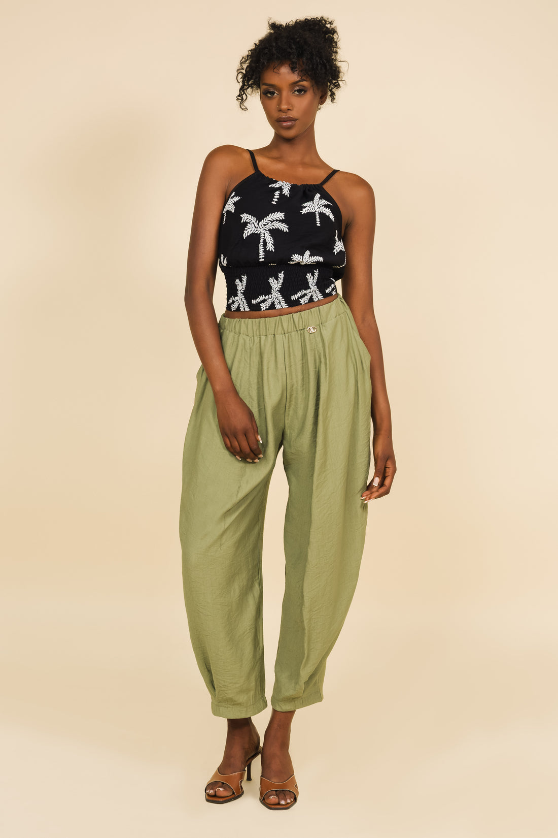 Lura top fekete/pálmafás