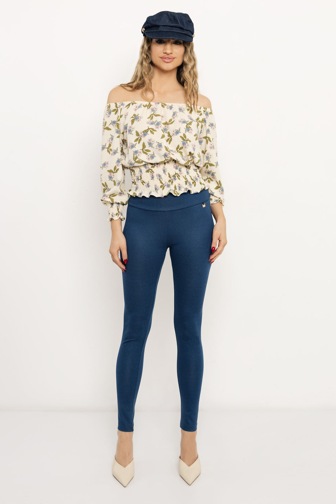 Rovin felső bézs/virágos