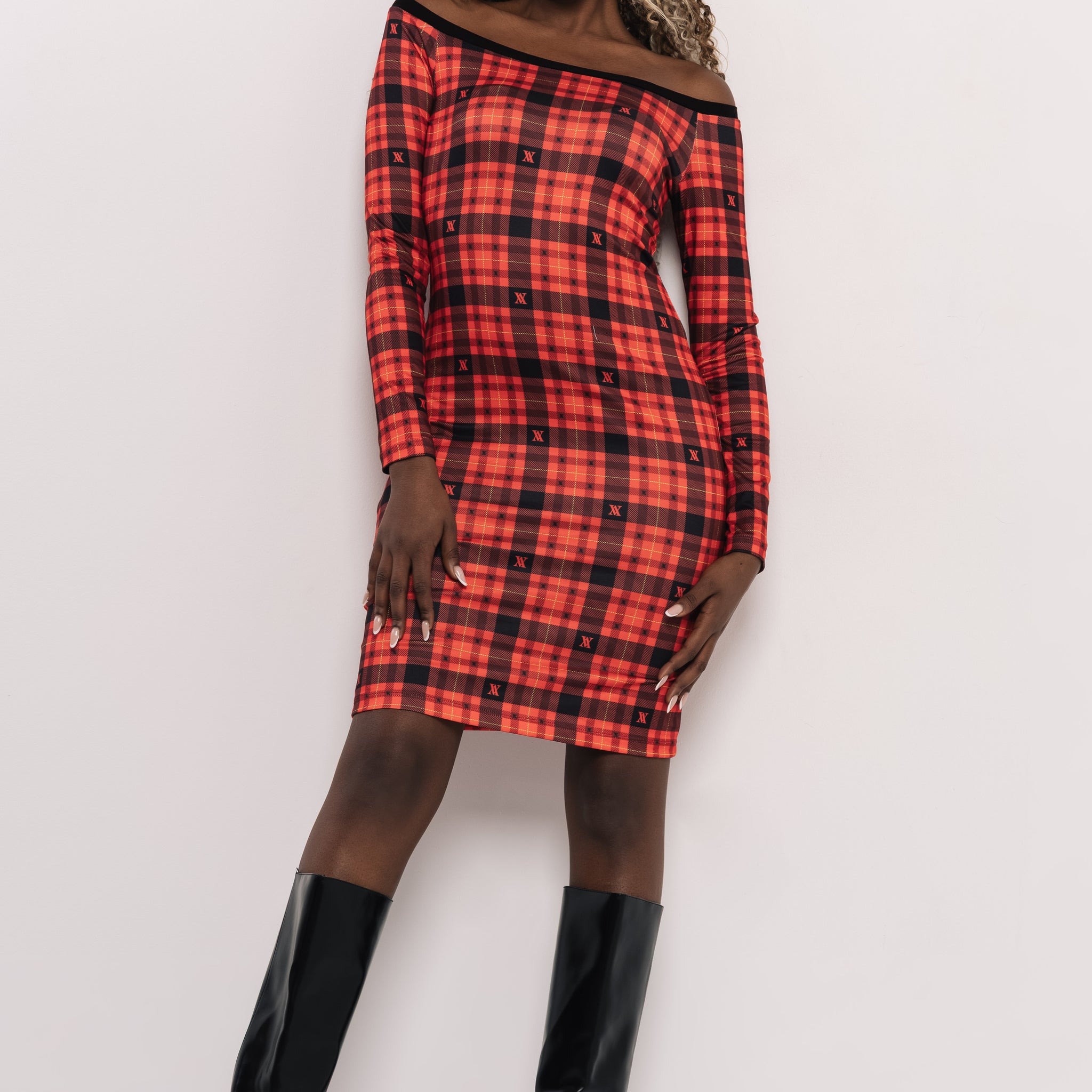 Igre ruha piros kockás