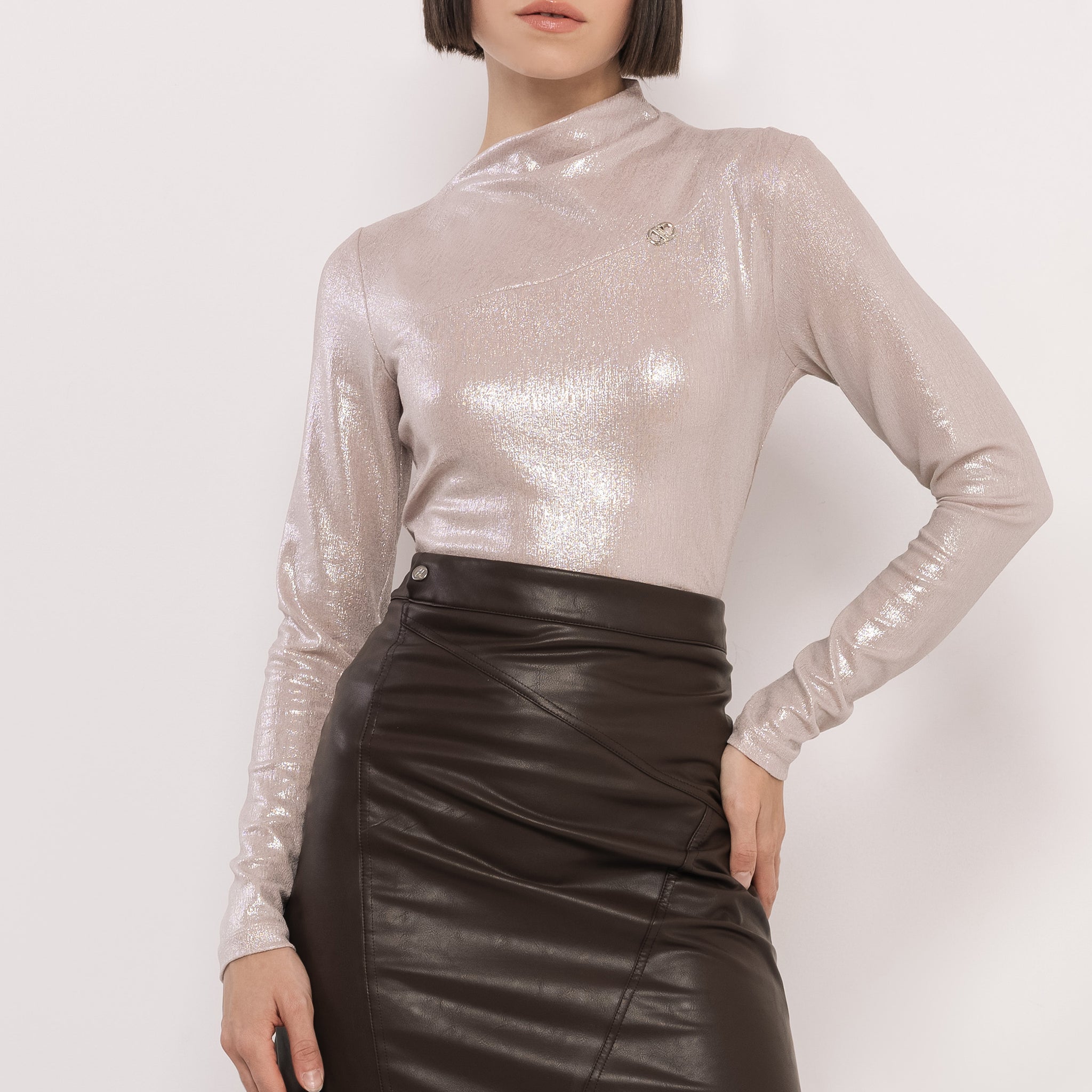 Rema felső - púder