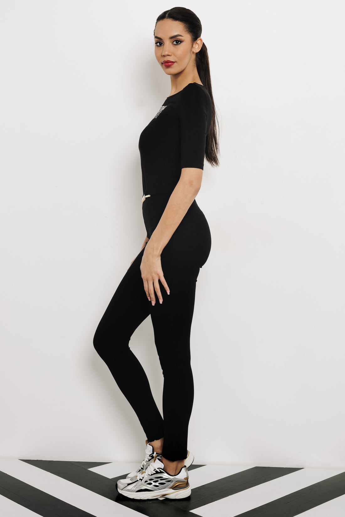 Helmi nadrág fekete