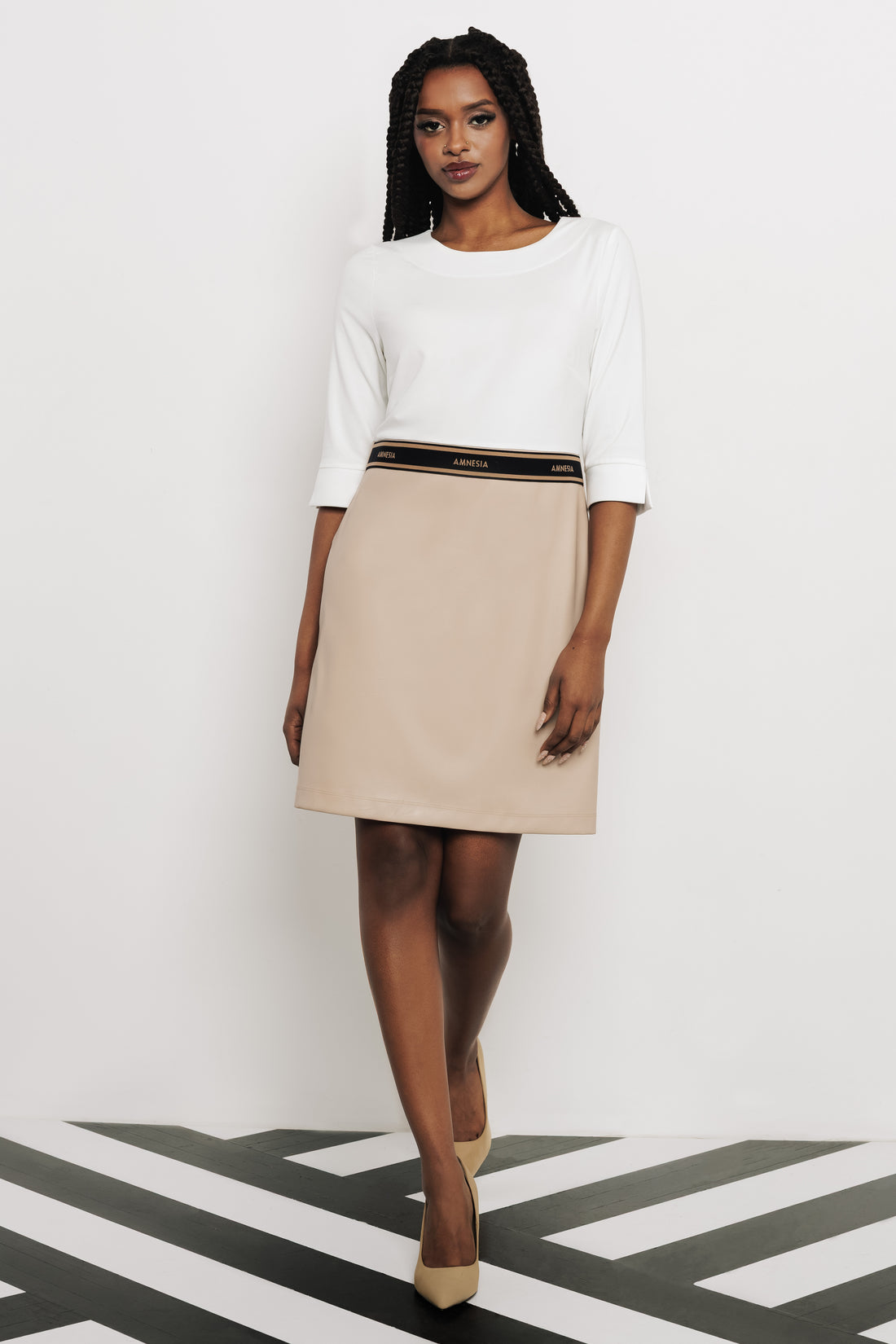 Ferrera ruha ekrü/bézs