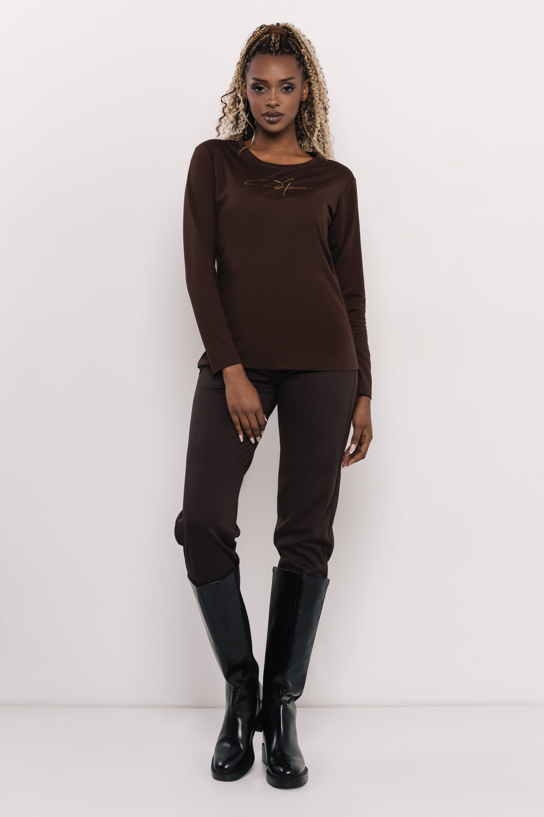 Hosszú ujjú T-póló csokoládé