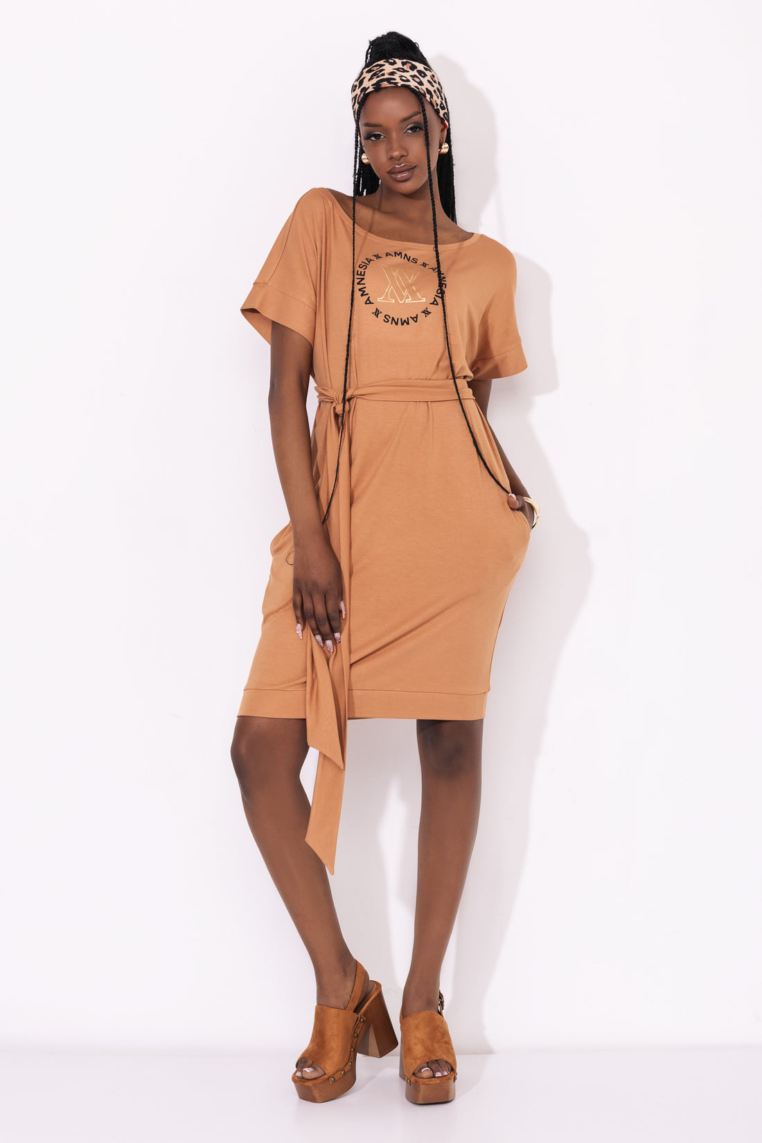 Erale ruha camel barna one-0