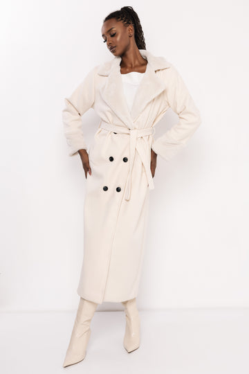 Foma szőrös galléros kabát vaj