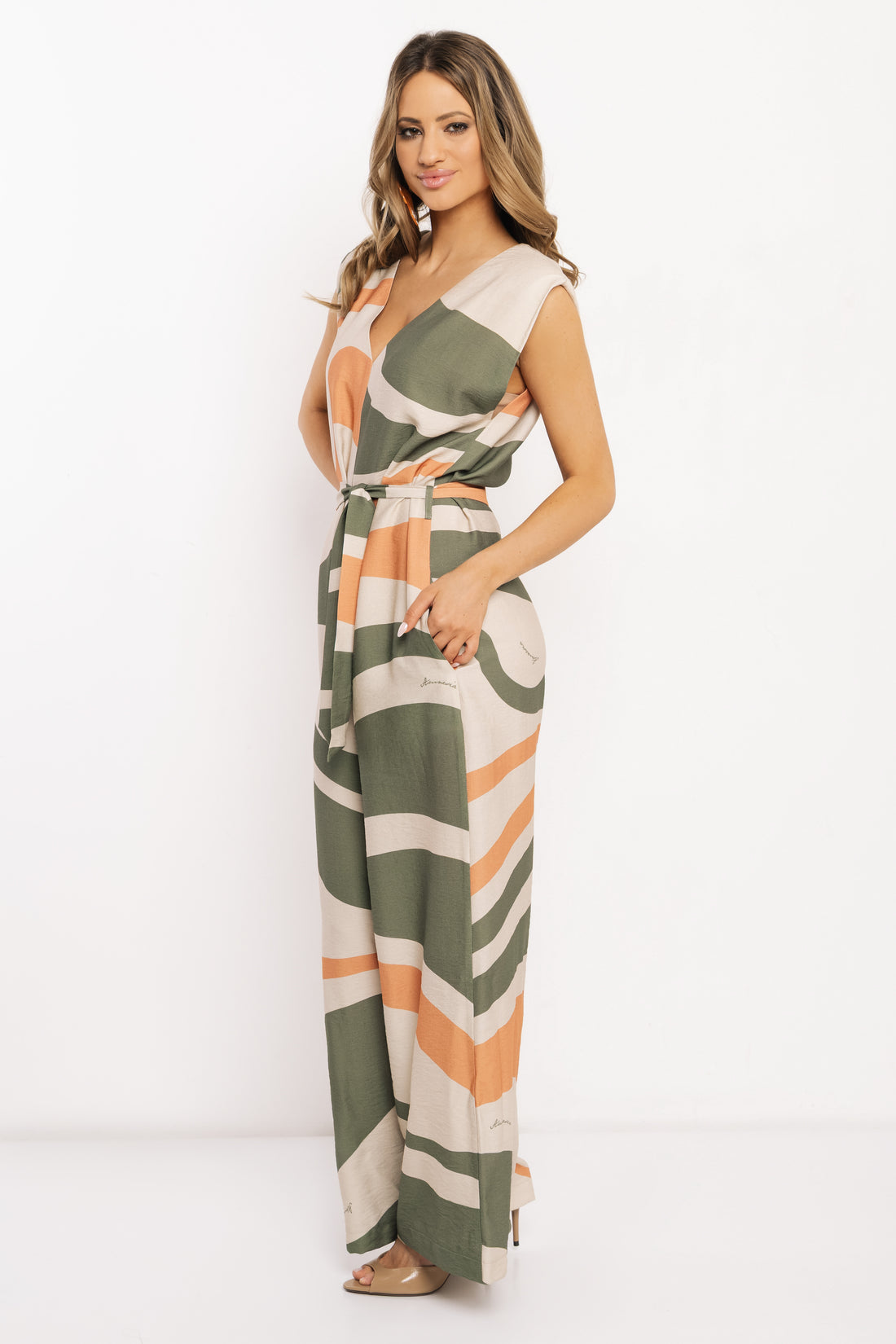 Maxwell overál hullámos