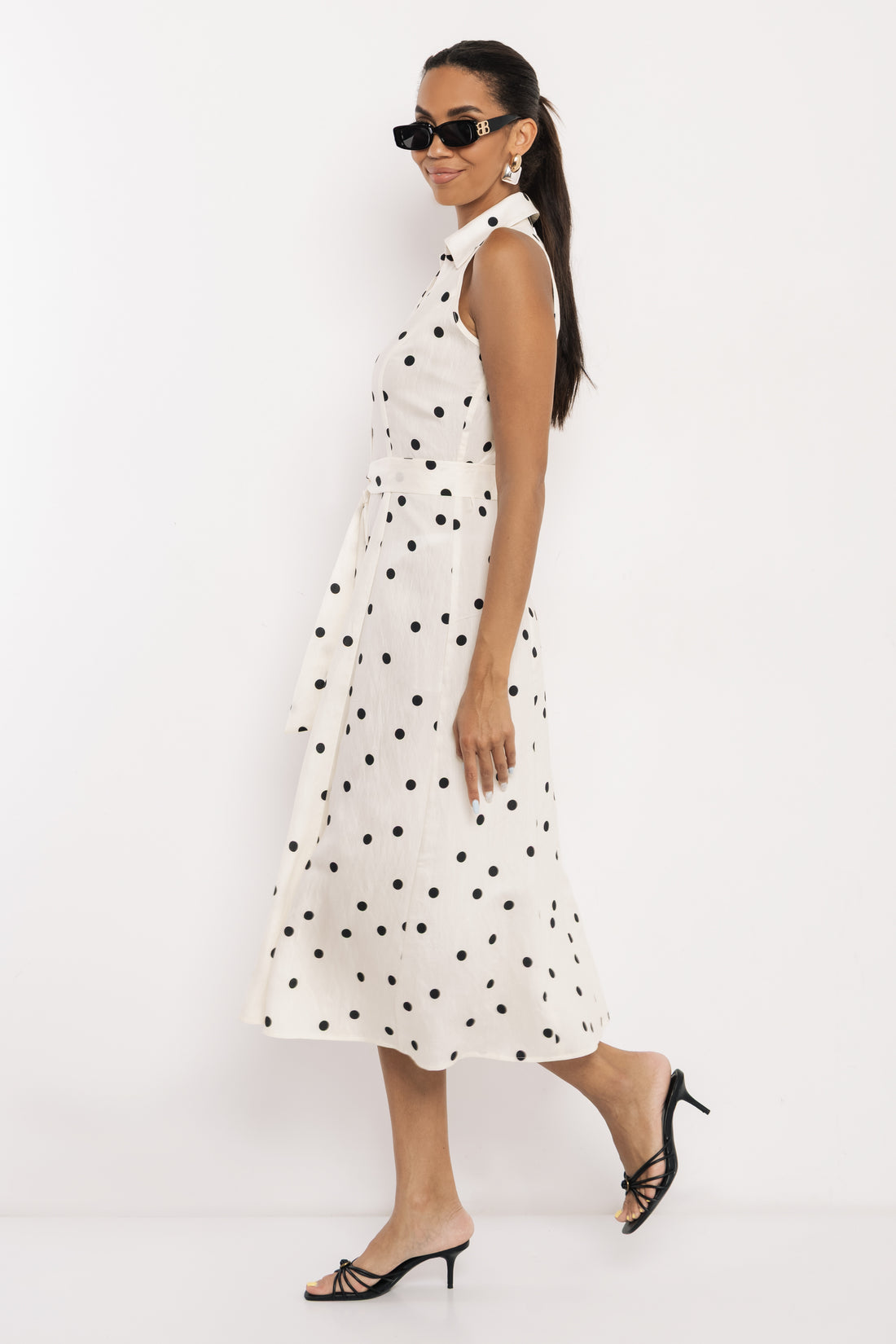 Dotty ruha pöttyös