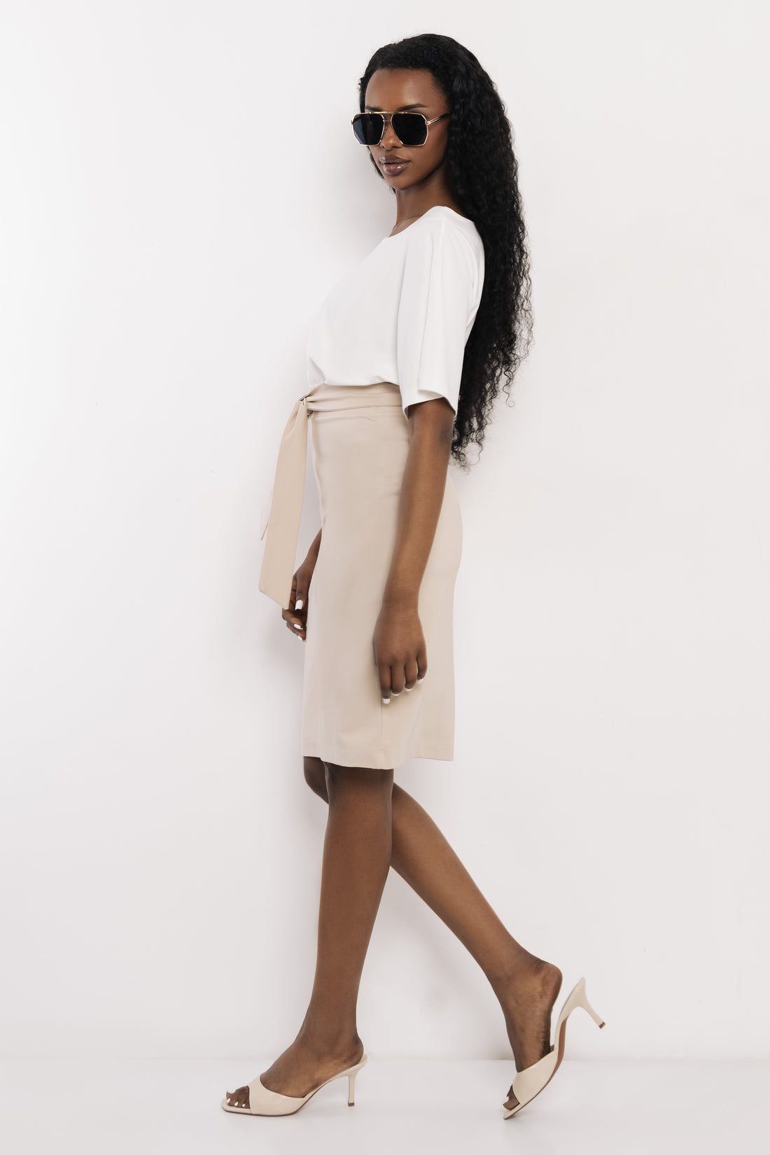 Ghitta ruha ekrü/homok