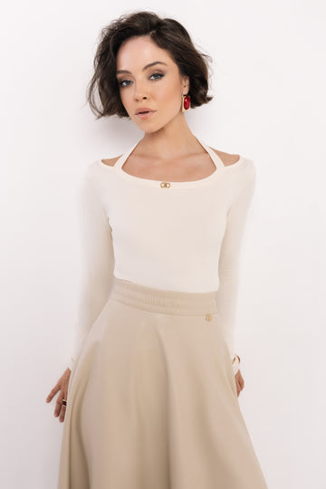 Fetta vékony kötött felső ekrü