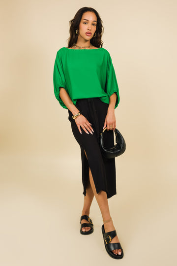 Satin bőfelső zöld