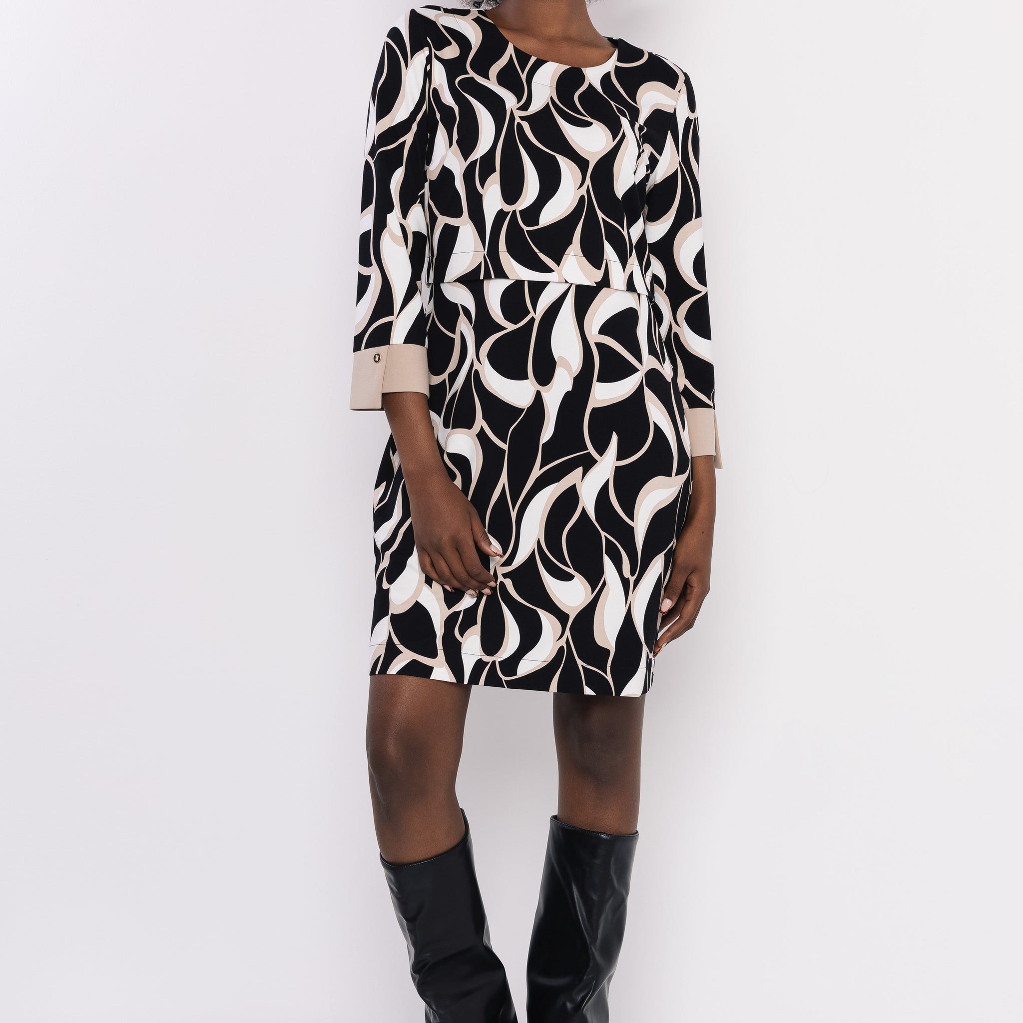 Tilen tunika fekete/ekrü/bézs mintás