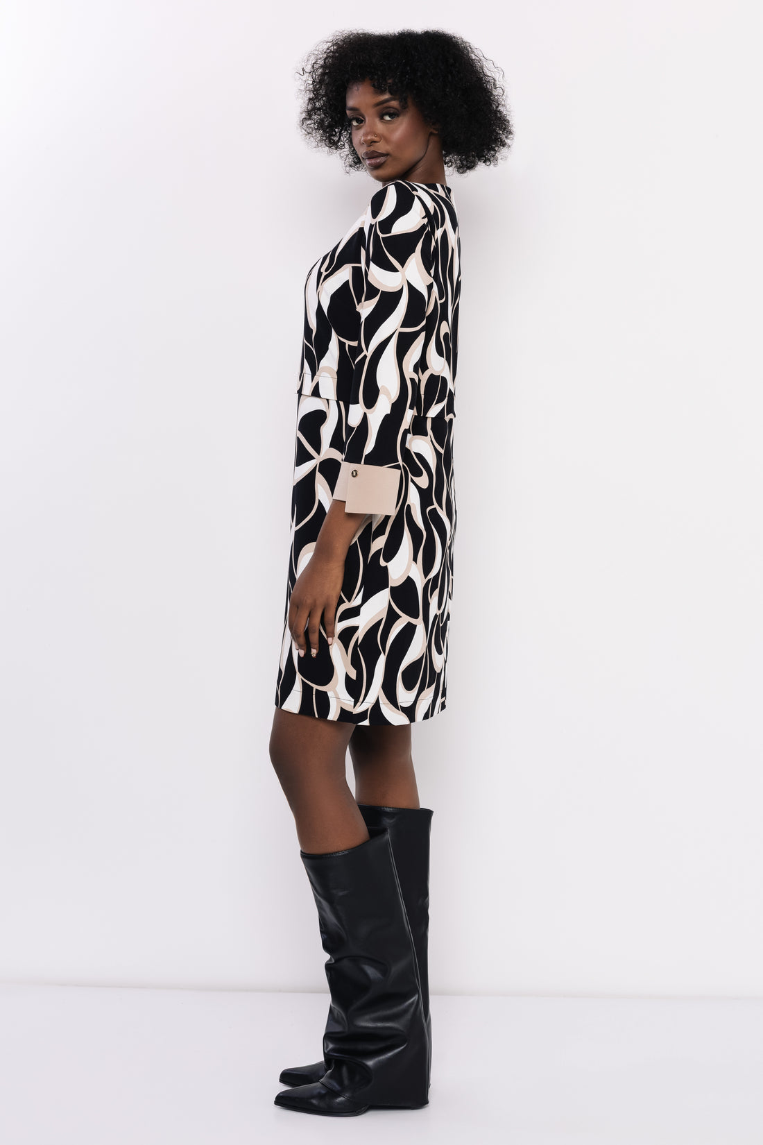 Tilen tunika fekete/ekrü/bézs mintás