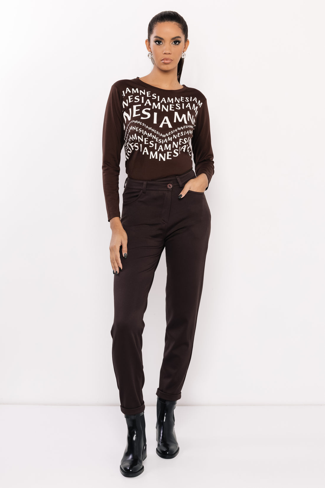 Hosszú ujjú T-póló csokibarna