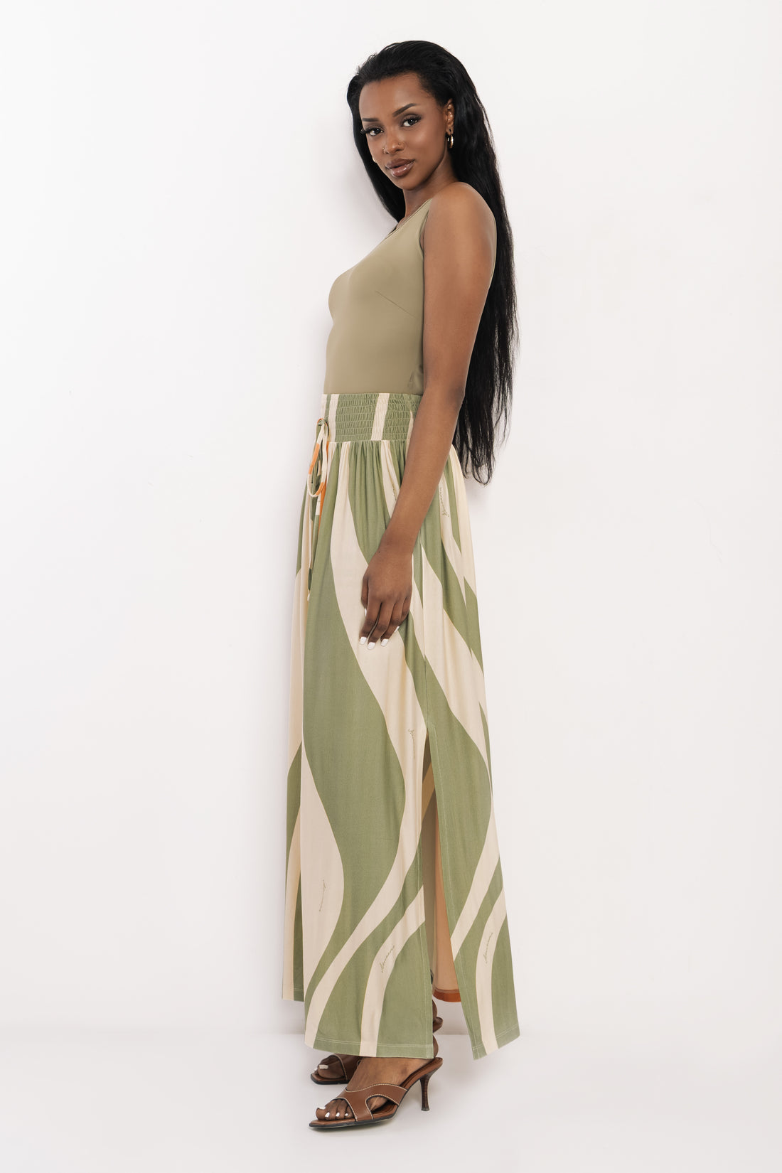 Vulfi szoknya hullámos