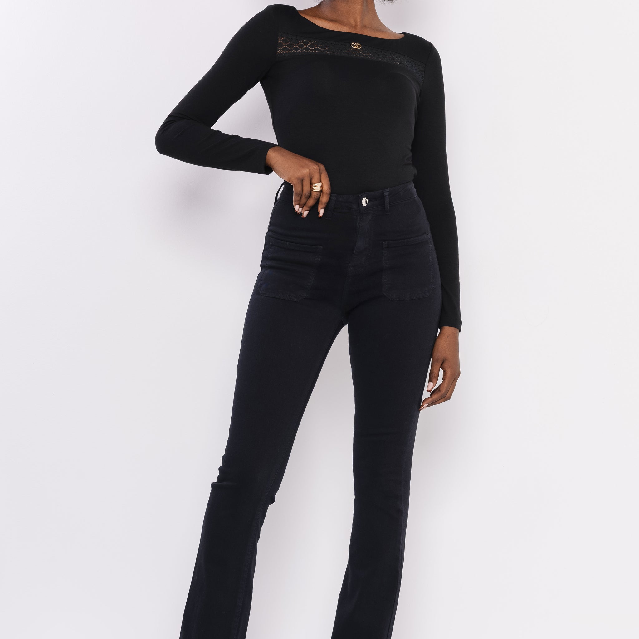 Axel elöl zsebes farmer fekete