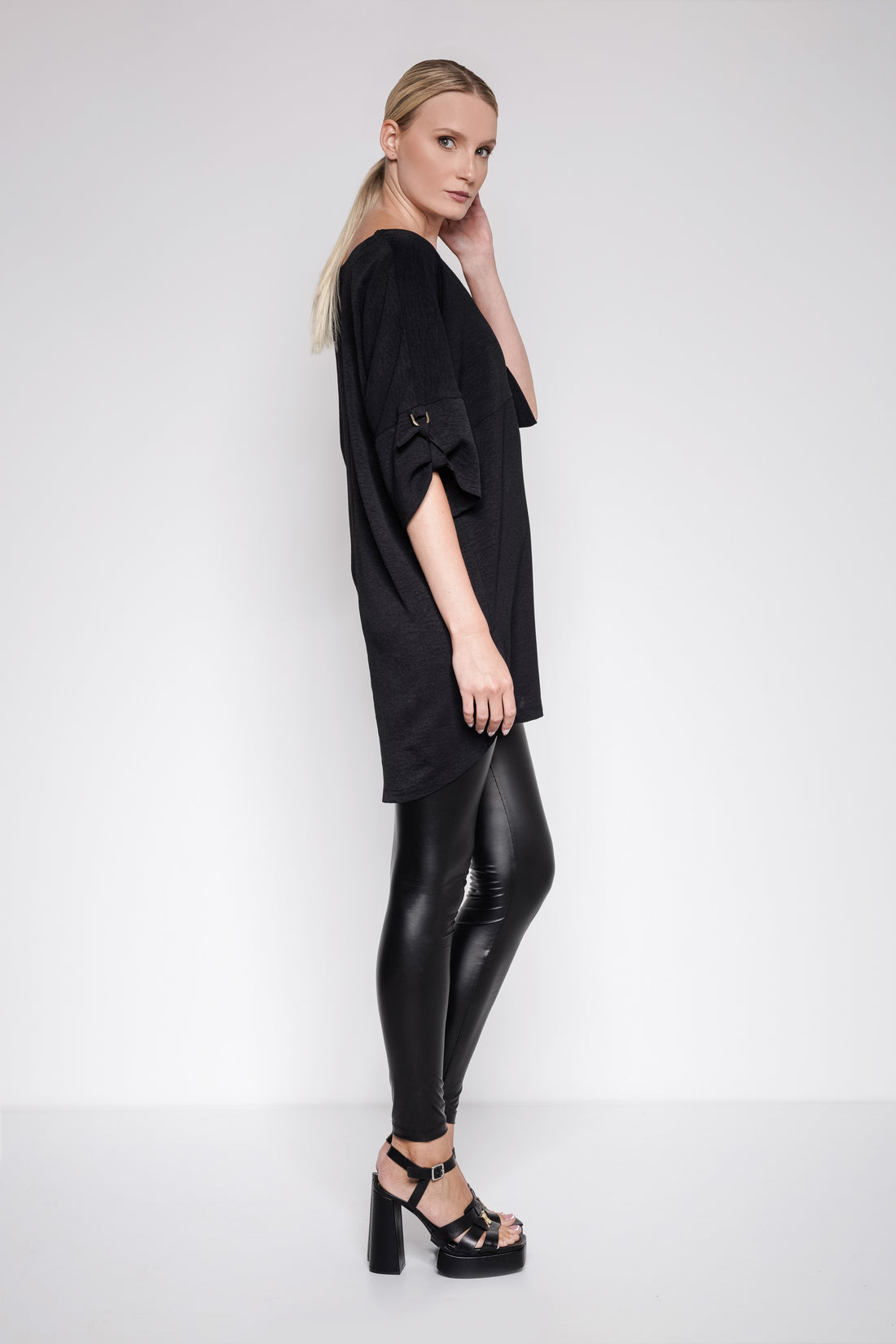 Intro tunika fekete one-0