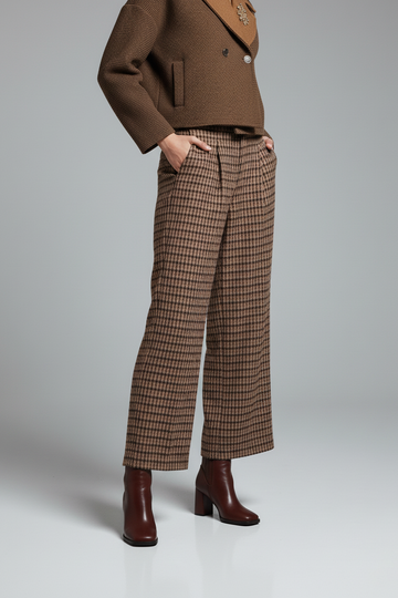 Kockás bő nadrág barna