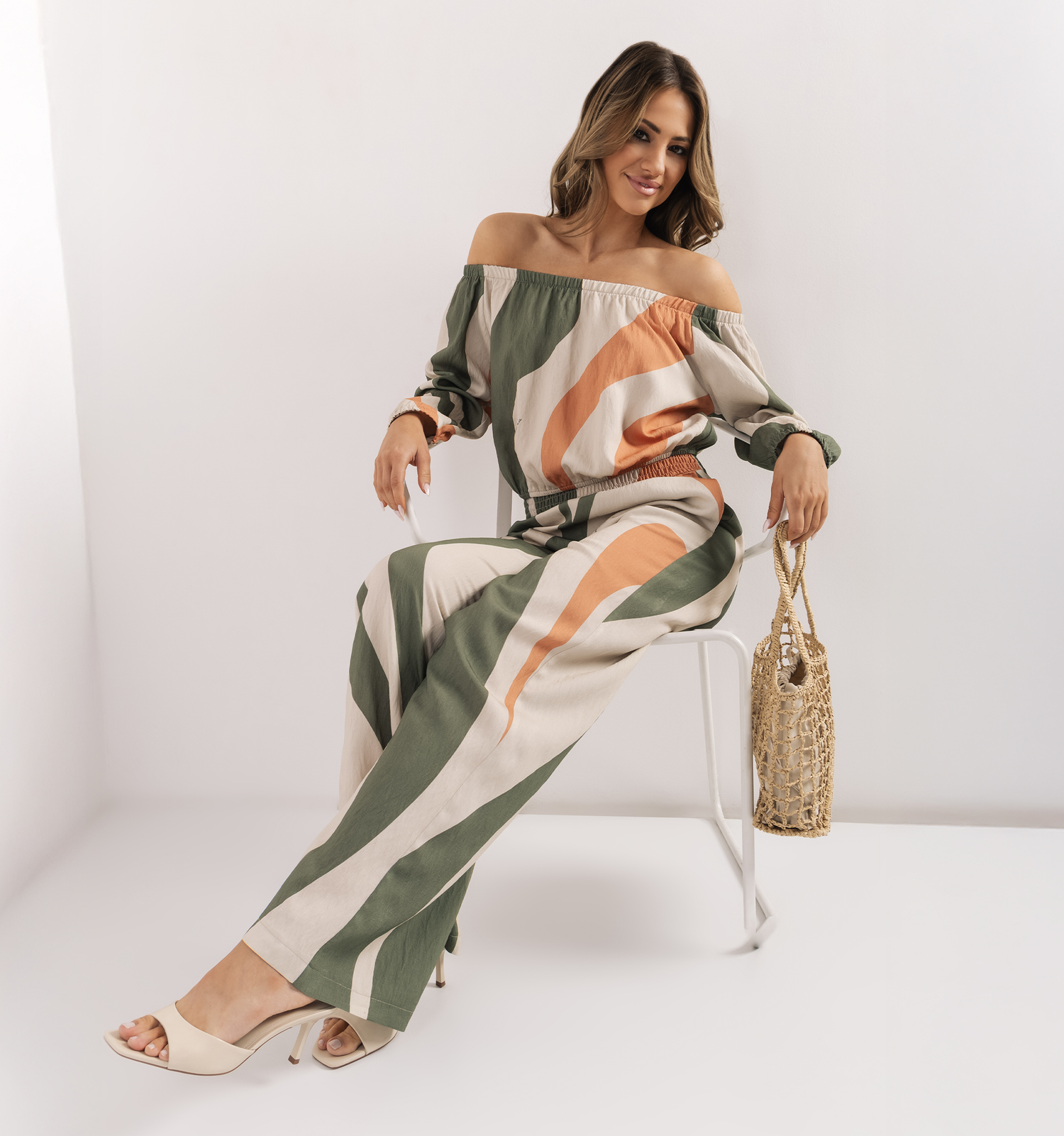 lookbook image shop_this_look_EcLGgQ