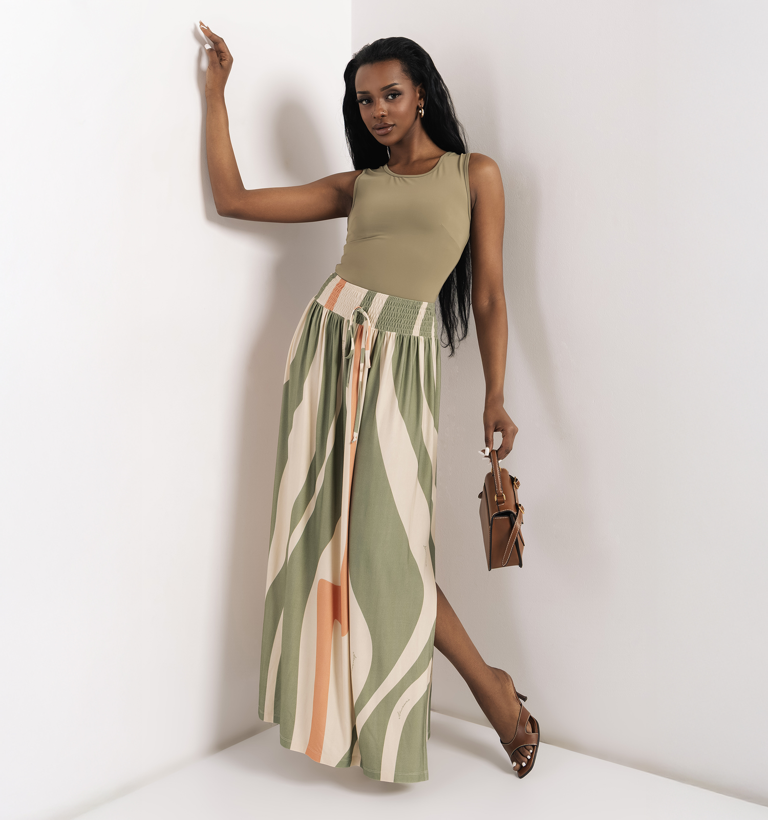 lookbook image shop_this_look_amDhCa