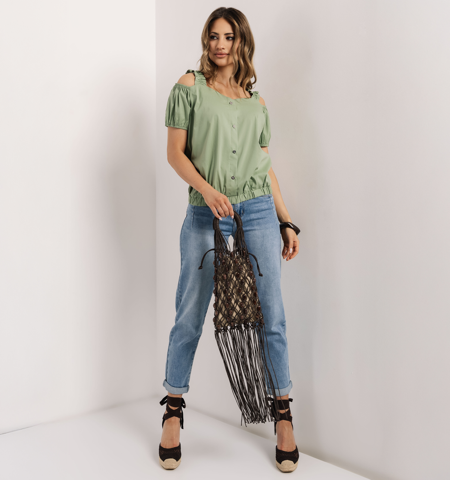 lookbook image shop_this_look_amDhCa