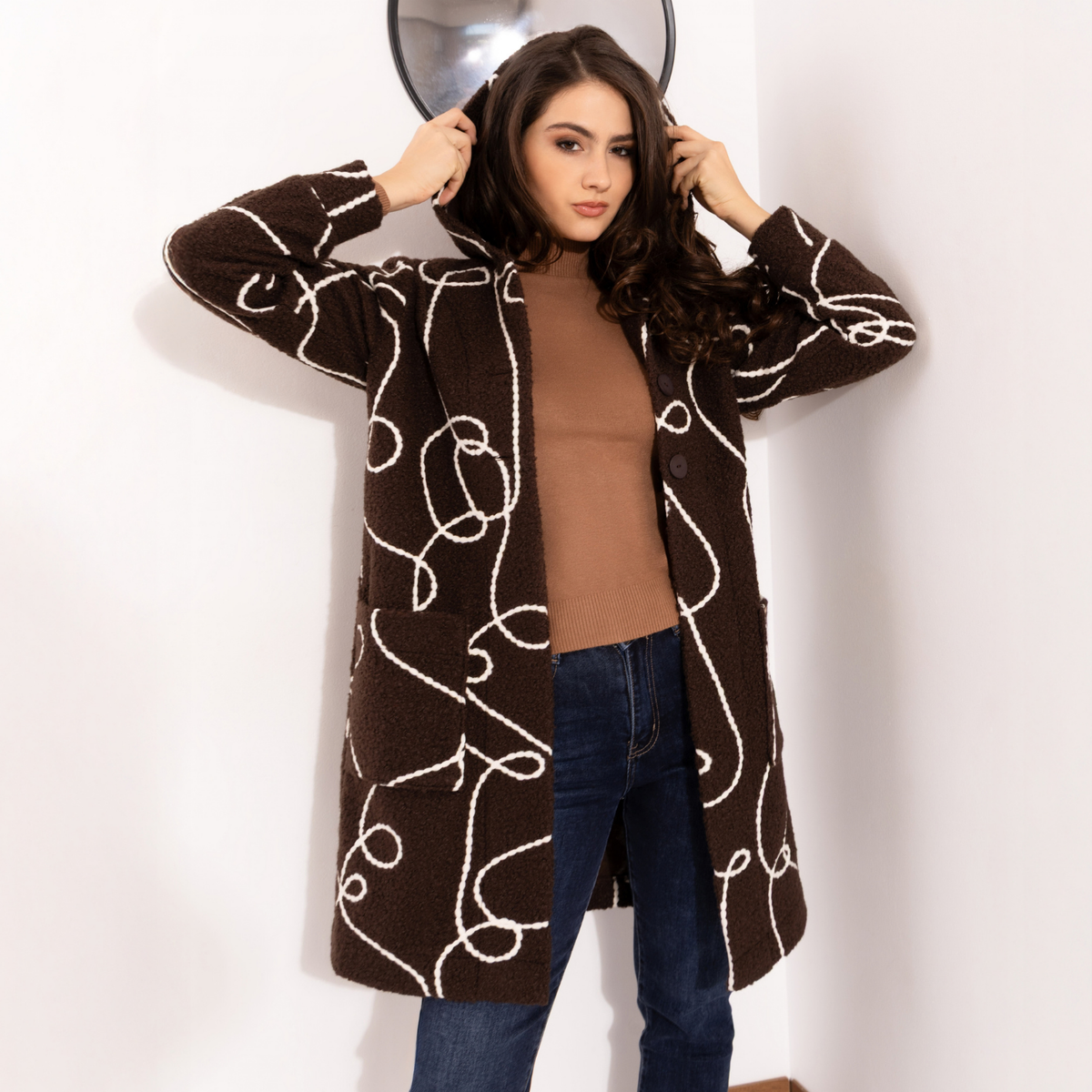 lookbook image shop_this_look_AVdw3f